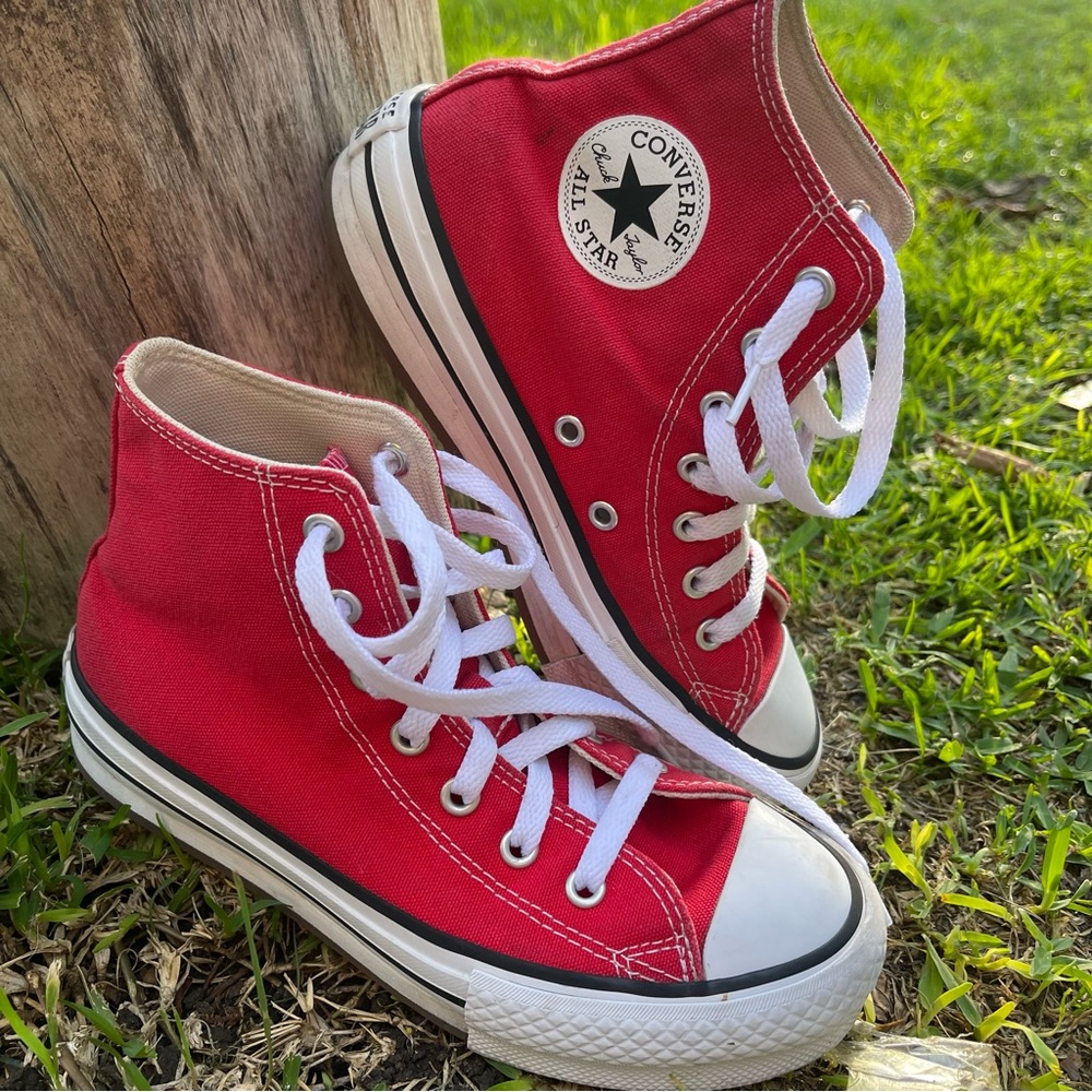 Converse Youth High Top Sneakers in Red and White